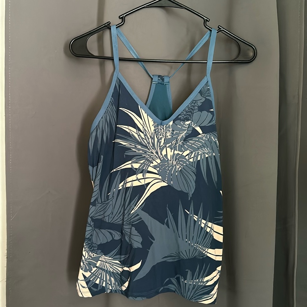Carve tankini top with shelf bra.